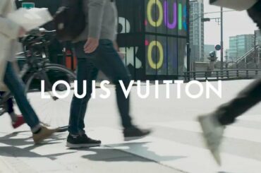 原宿で開催中の #louisvuitton の展覧会「LOUIS VUITTON &」を #JO1 がナビゲートする動画が公開になりました。
ルイ・ヴィトンの公